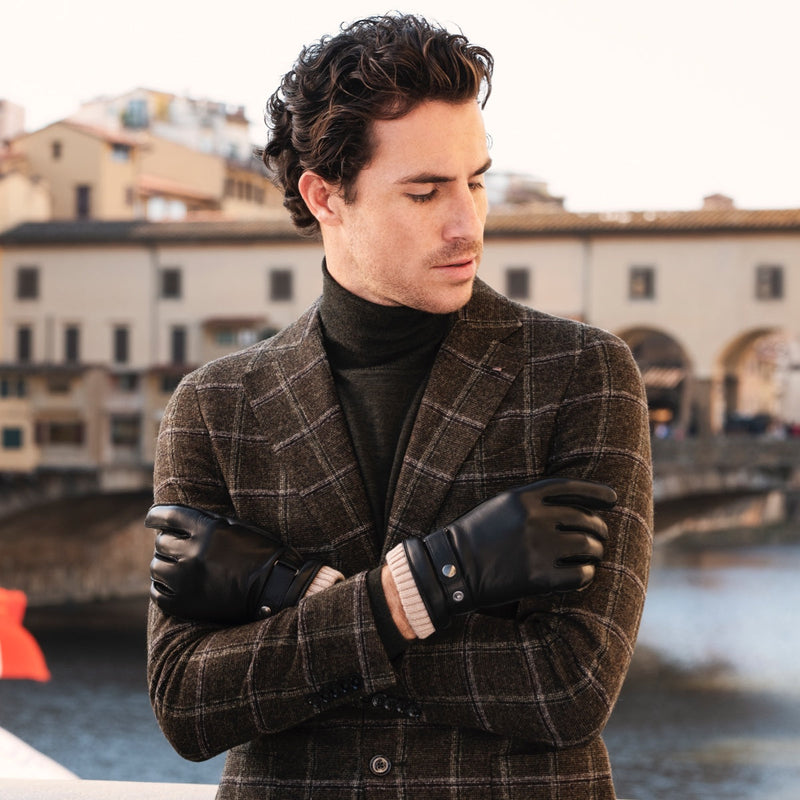 Alonzo (black) - Lambskin leather gloves with cashmere lining & touchscreen feature