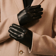 Fabio (black) - Men's classic lambskin leather gloves with pure silk lining