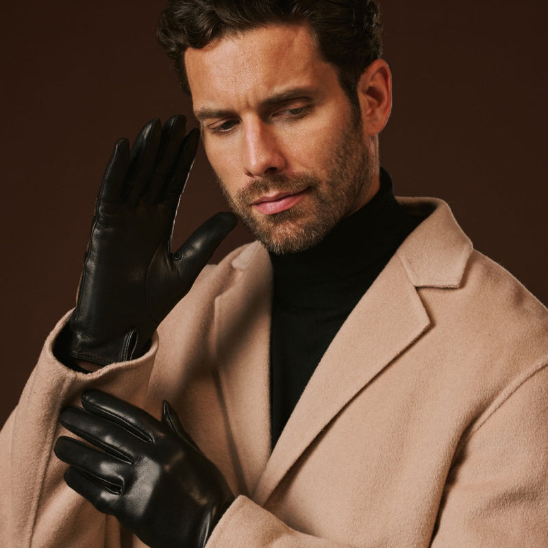 Fabio (black) - Men's classic lambskin leather gloves with pure silk lining