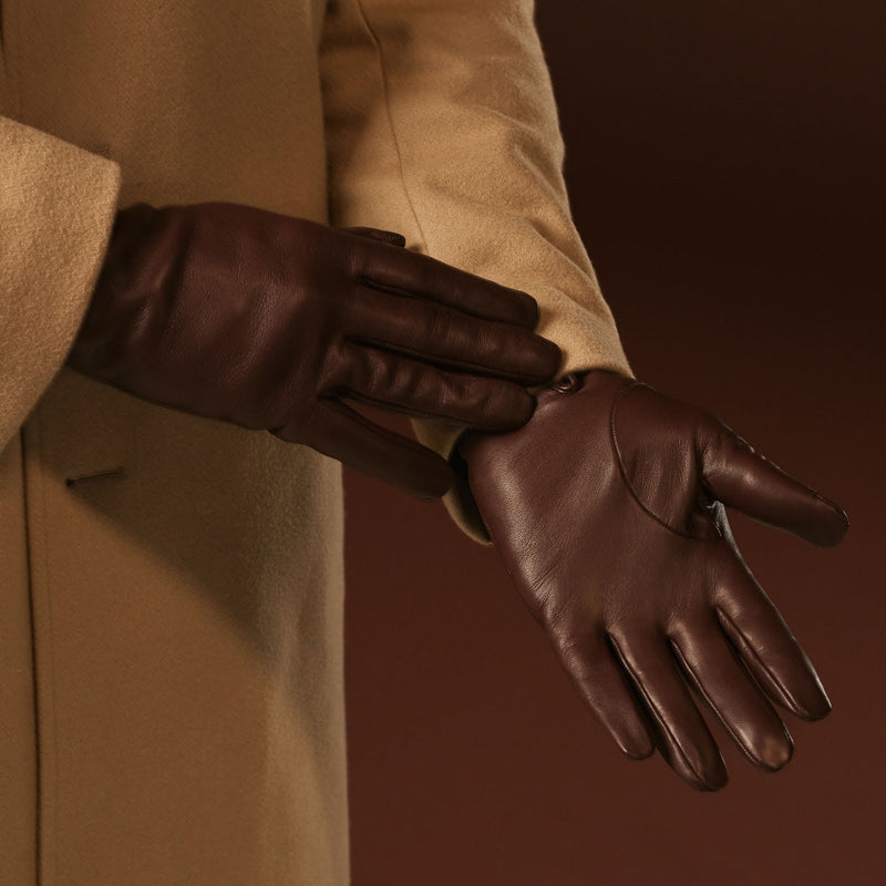 Fabio (brown) - Men's classic lambskin leather gloves with pure silk lining