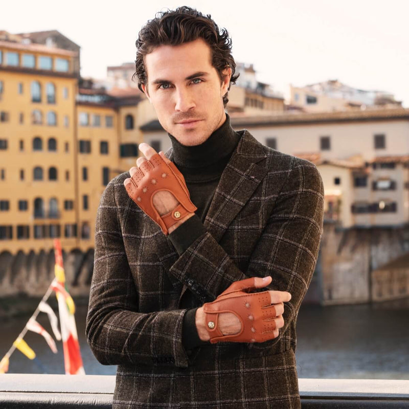 Vincenzo (brown) - Fingerless driving gloves made of American deerskin leather
