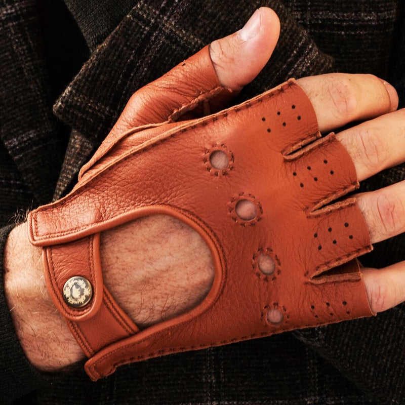 Vincenzo (brown) - Fingerless driving gloves made of American deerskin leather