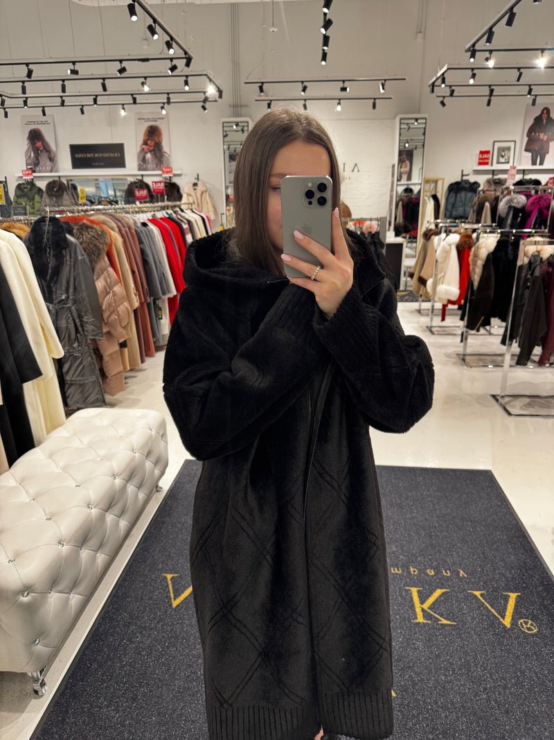Rei Reversible Faux Fur & Suede Coat in Black