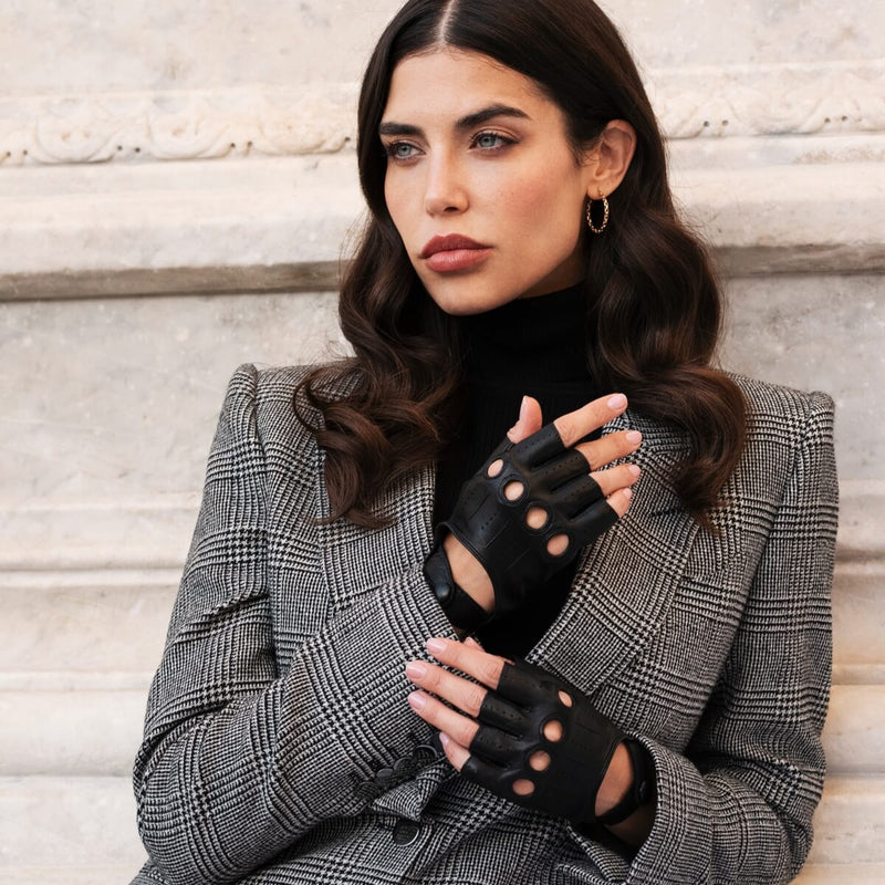 Rossana (black) - Fingerless lambskin leather driving gloves